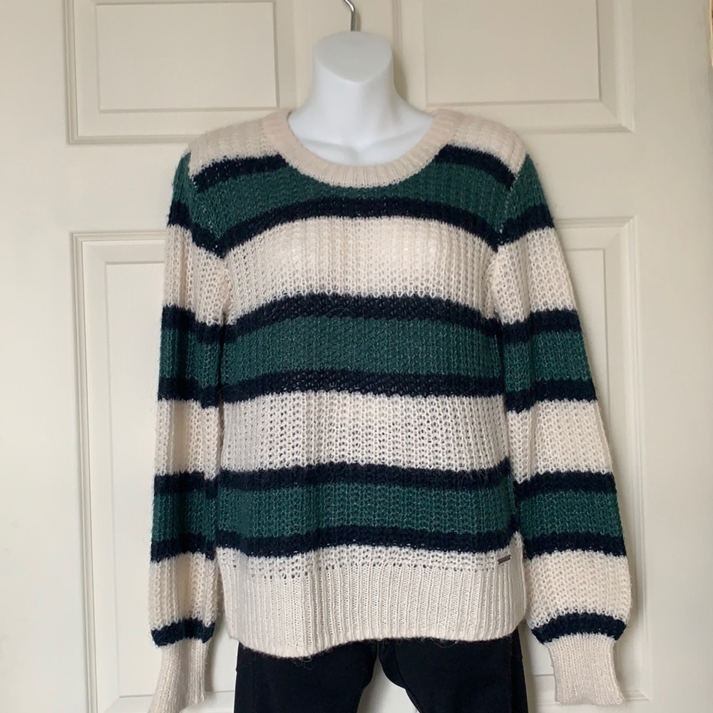 Abercrombie & Fitch Green and White Balloon Sleeve Knit Sweater - Picture 3 of 13
